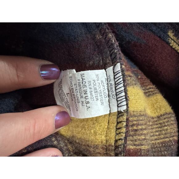VTG Bear Ridge Outfitters Aztec Jacket Womens LARGE Red Tan Blanket Fleece USA - Picture 7 of 7